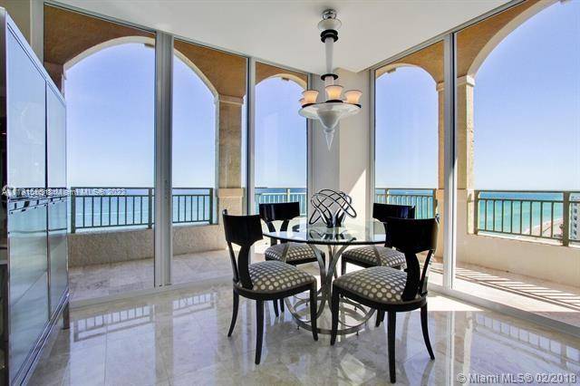 The best view in a wonderful unit !