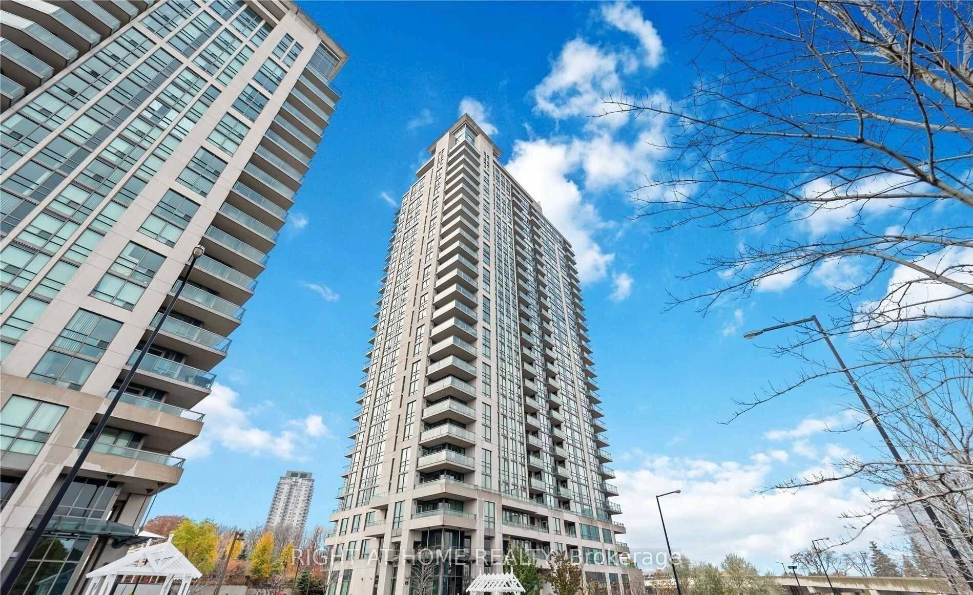 A stunning 737 Sqft suite with unobstructed South West facing view all the way to CN Tower, featuring 2 bedrooms 1 bath and open concept Living Dining Kitchen unit, laminate ...
