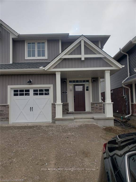Spacious immaculate property in prime amp ; convenient location highly functional amp ; desirable floor plan with ample natural sunlight flowing into the spacious living room.
