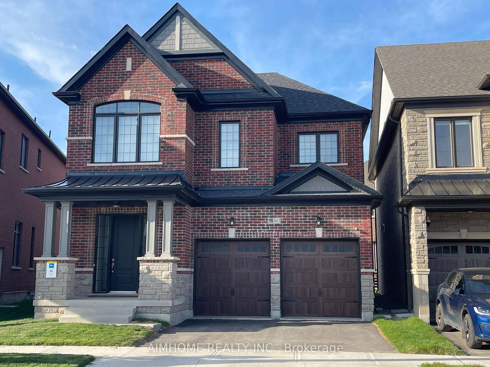 Absolutely Stunning One Year New Home In Upper Oakville With 4 Beds And 4 Baths.