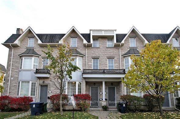 Gorgeous Open Concept Spacious amp ; Luxurious Townhouse, Over 2000 Sqft.