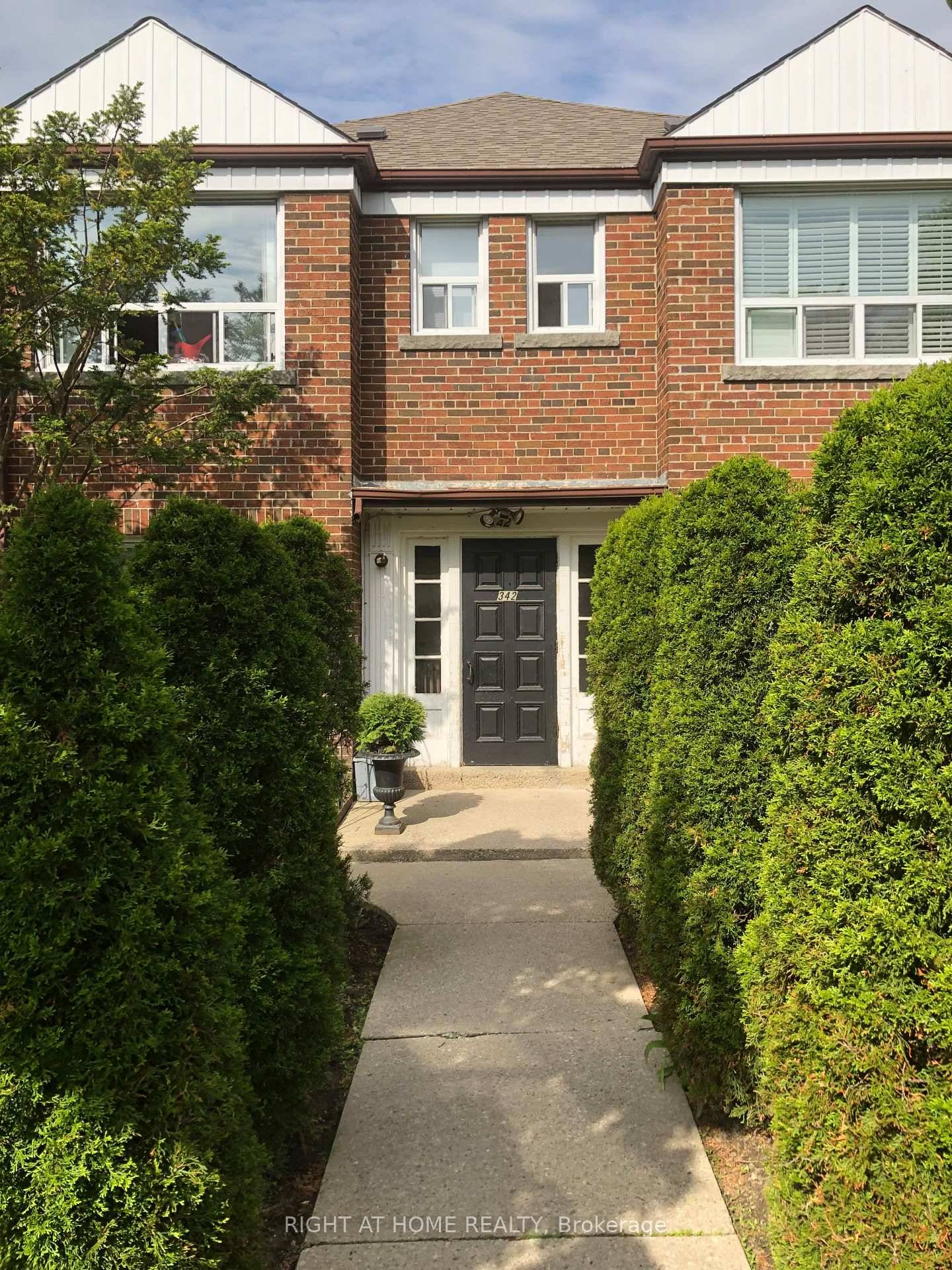 Spacious 1 bedroom basement apartment.