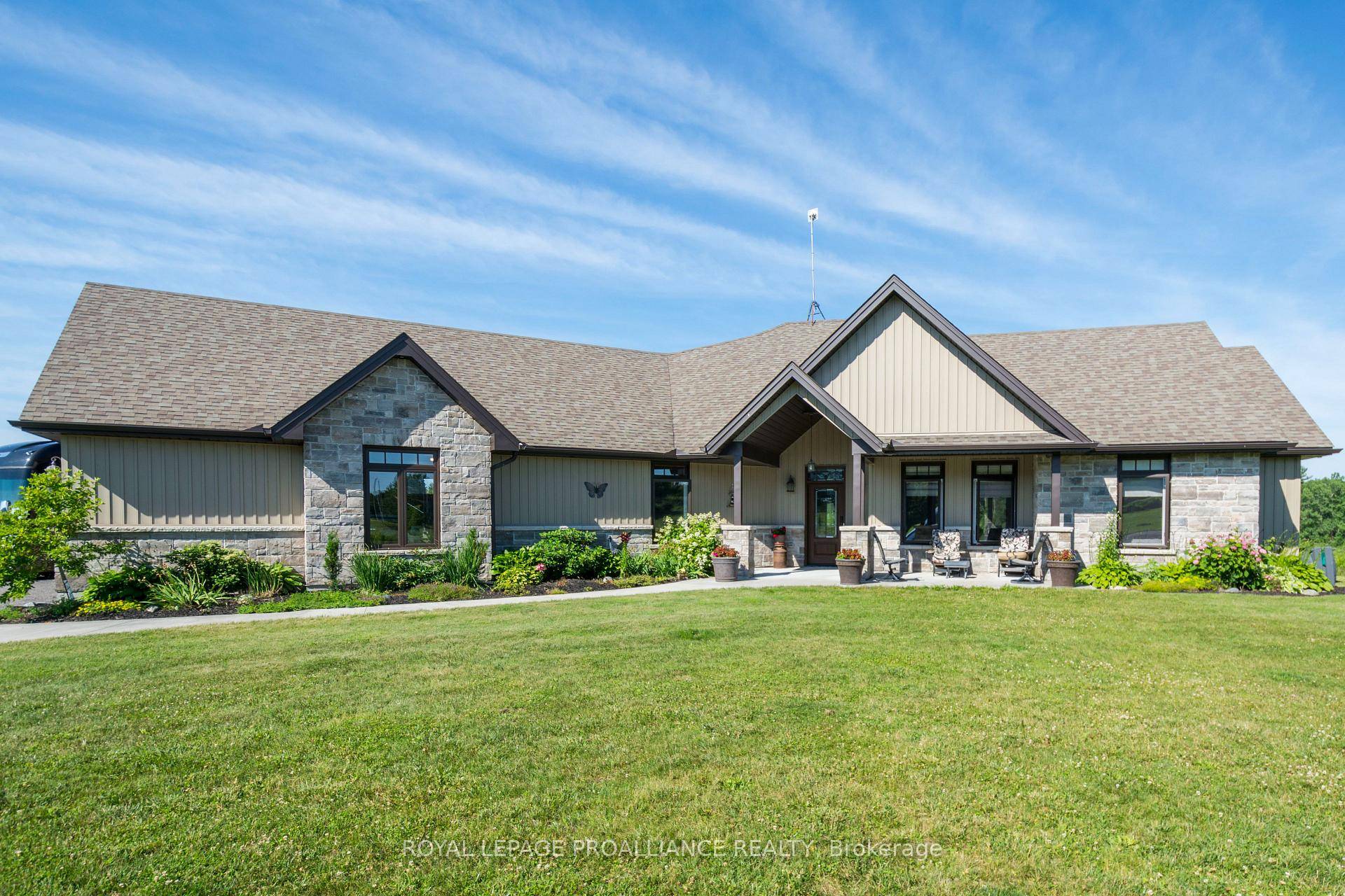 Nestled amidst serene landscapes and just a stone's throw away from Timber Ridge Golf Course, this exceptional property offers the perfect blend of luxury, comfort, and space.