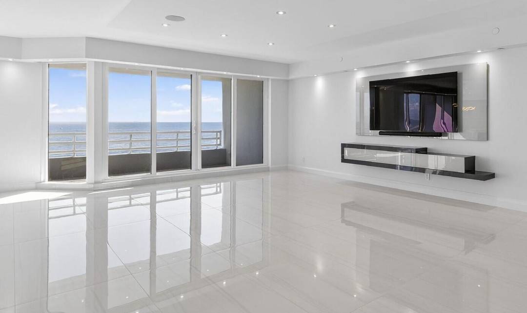 Penthouse, S 1602 is an oceanfront masterpiece, complete w every upgrade imaginable.
