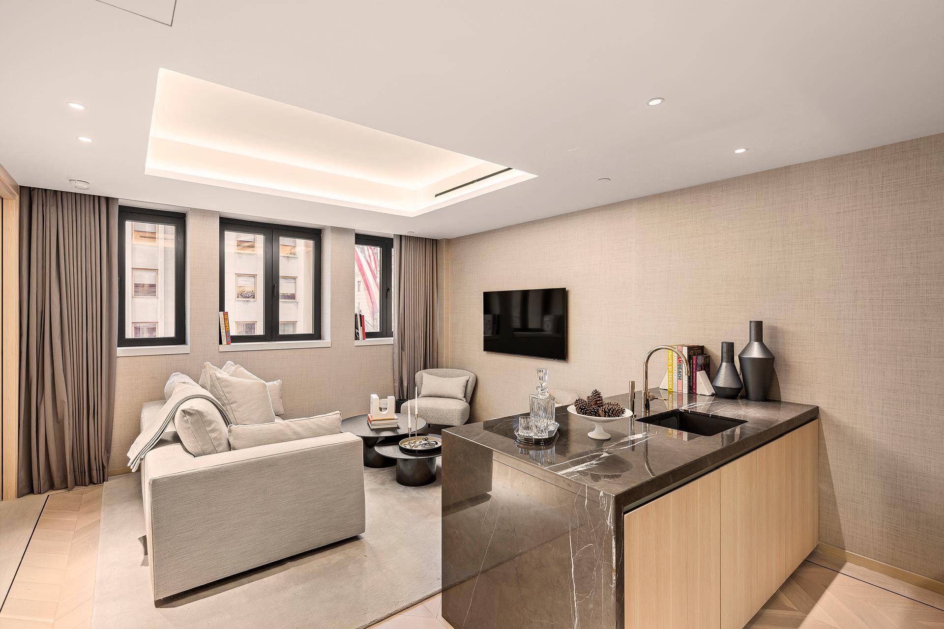 ELEVATE YOUR LIVING EXPERIENCE ON FIFTH AVENUE SOPHISTICATED, LUXURIOUS AND EXCLUSIVE FULLY FURNISHED AND EXPERTLY APPOINTED 1 BEDROOM WITH SPA STYLE BATHROOMWORLD CLASS SERVICE amp ; AMENITIES ENJOY CENTRAL PARK, ...