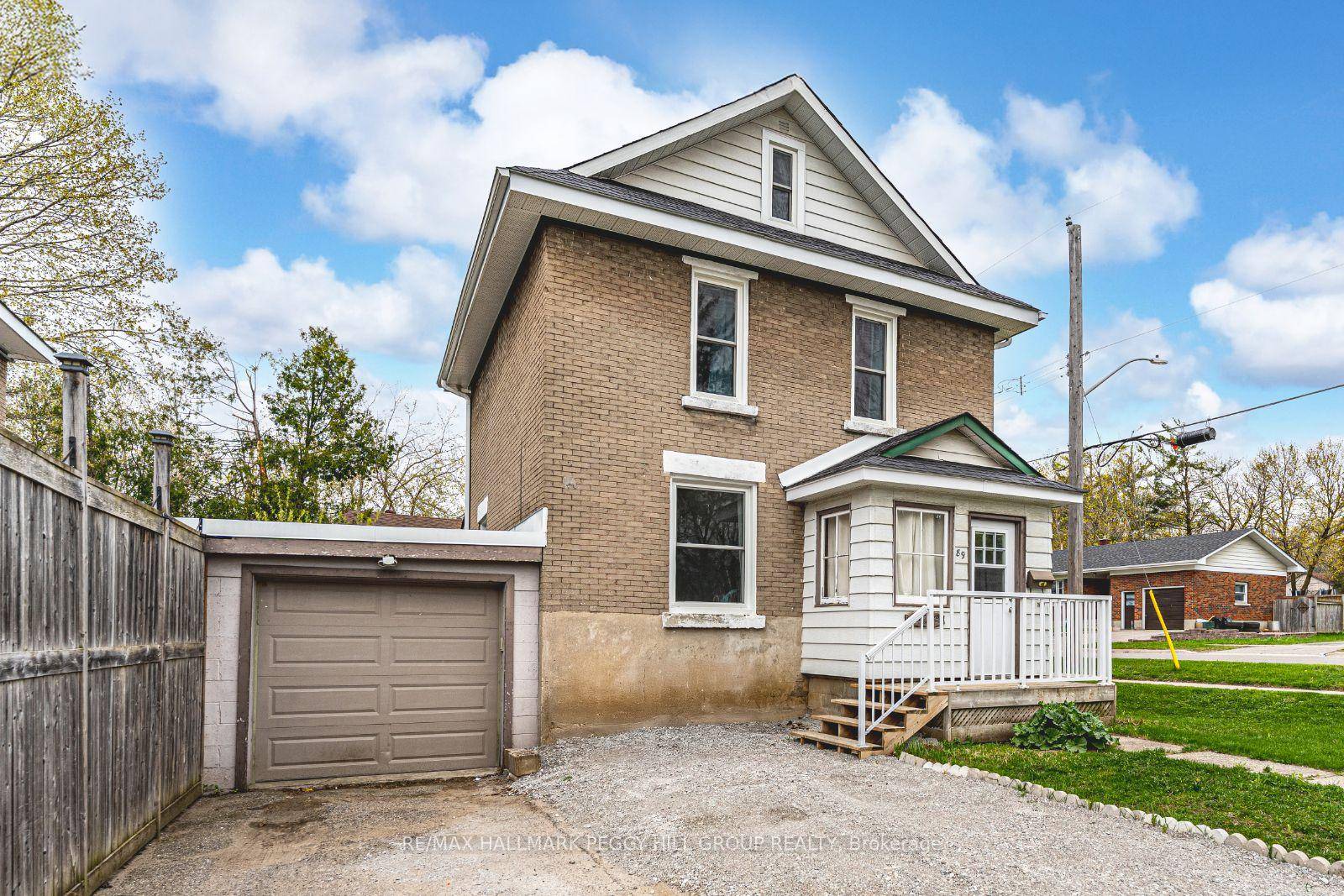 MOVE IN READY WITH MAJOR UPDATES amp ; INCREDIBLE VALUE !