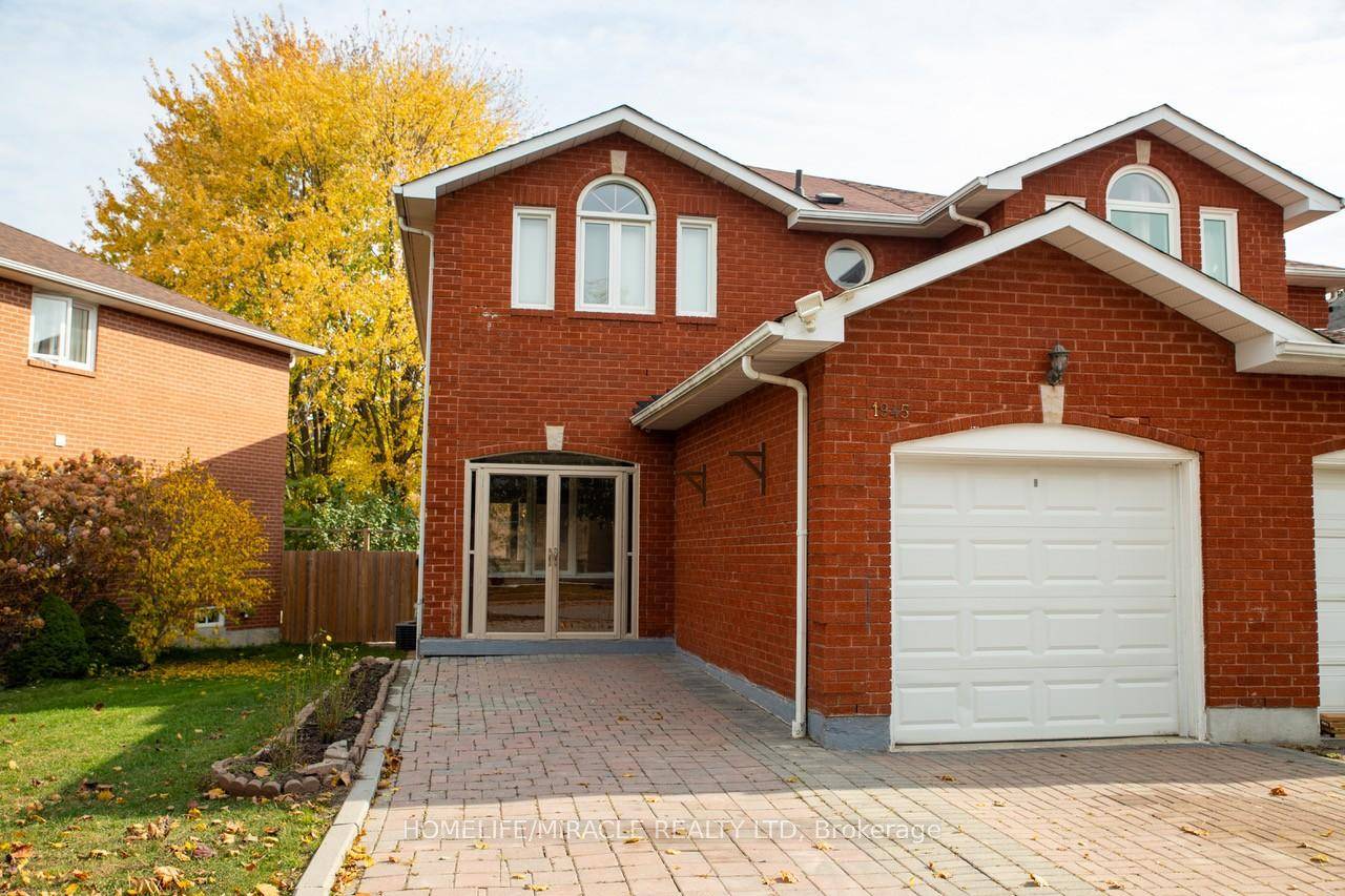 Sami Detached Well Maintained Home In The Quiet Family Community Of Highbush, the best area of Pickering.