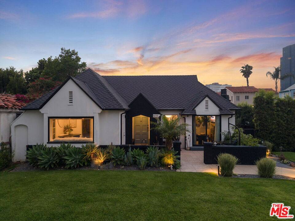 805  S Ogden Dr 4BR Hancock Park La