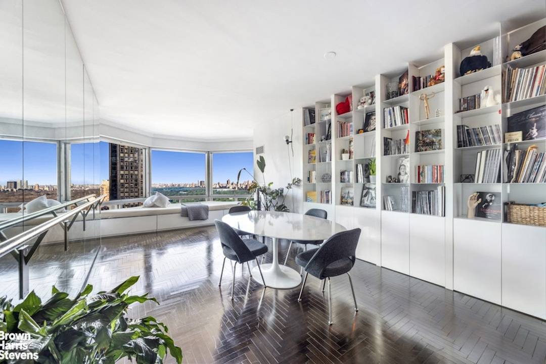 EXCEPTIONAL RESIDENCE WITH PANORAMIC CENTRAL PARK VIEWS !