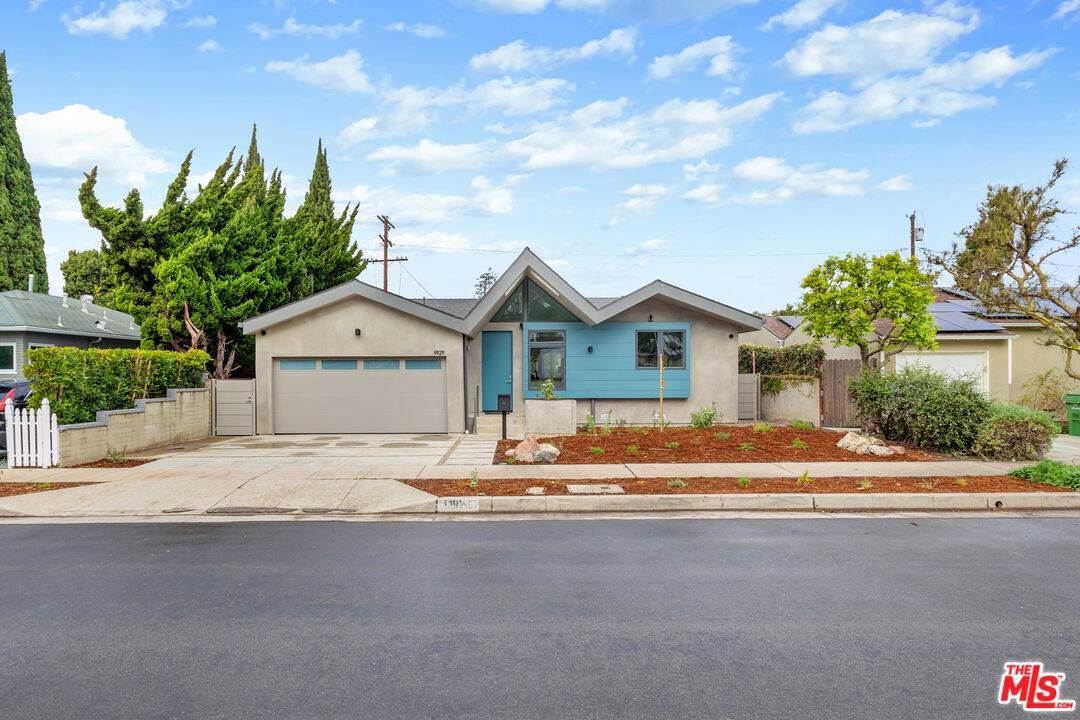 11929   Bray St 3BR La