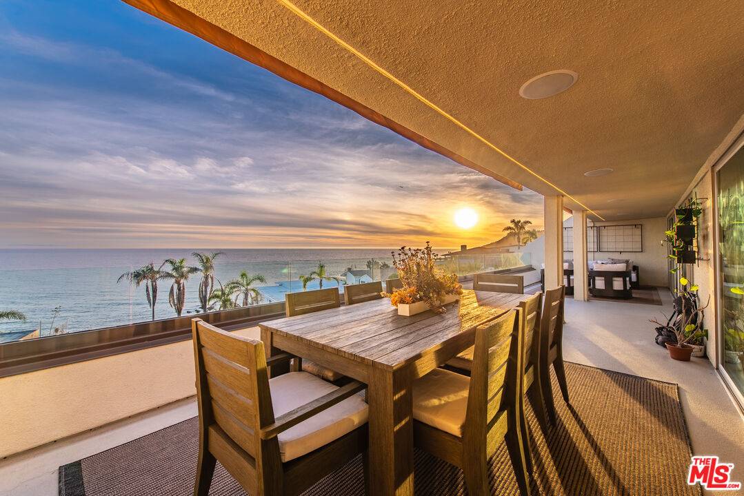 18055 Coastline Dr 3BR Malibu La