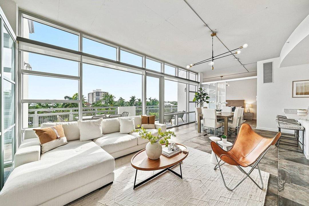 Spectacular Penthouse Living in the Heart of Downtown Delray Beach !