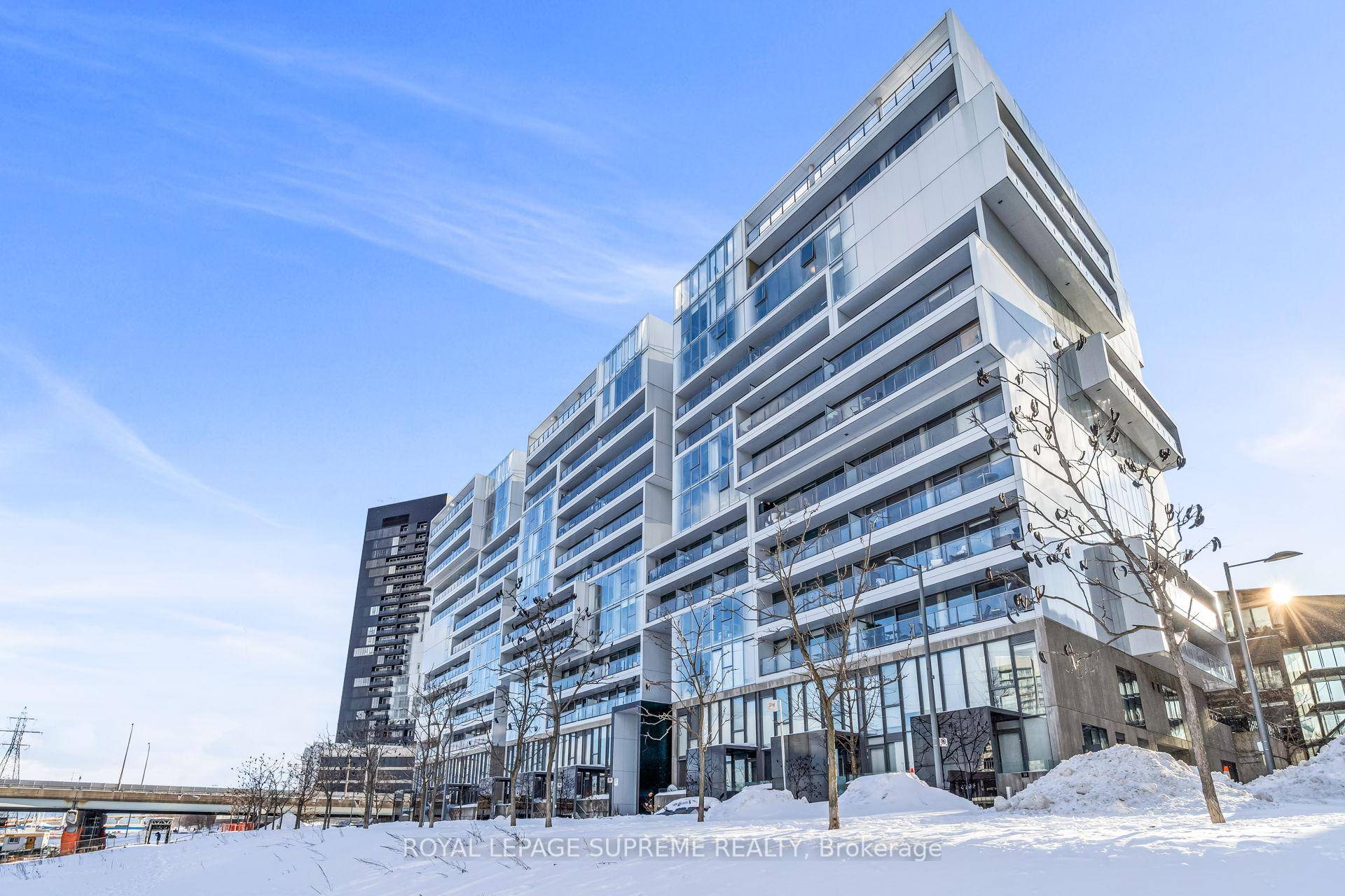 Opportunities to own an east facing loft in downtown Toronto with an unobstructed view dont come often.