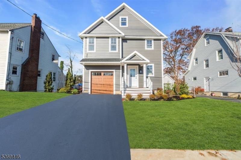 This new construction home in Madison offers an unbeatable value and an incredible opportunity to make it your own, there's still time to customize some of the finishes !