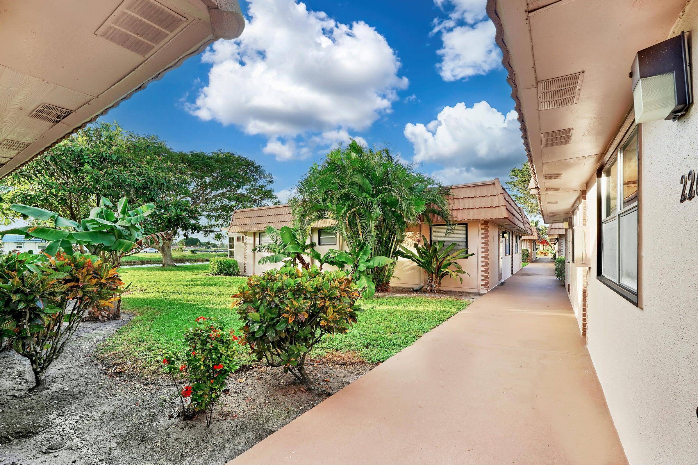 Among the 5 Lowest Priced 2 2 Villas in Kings Point !