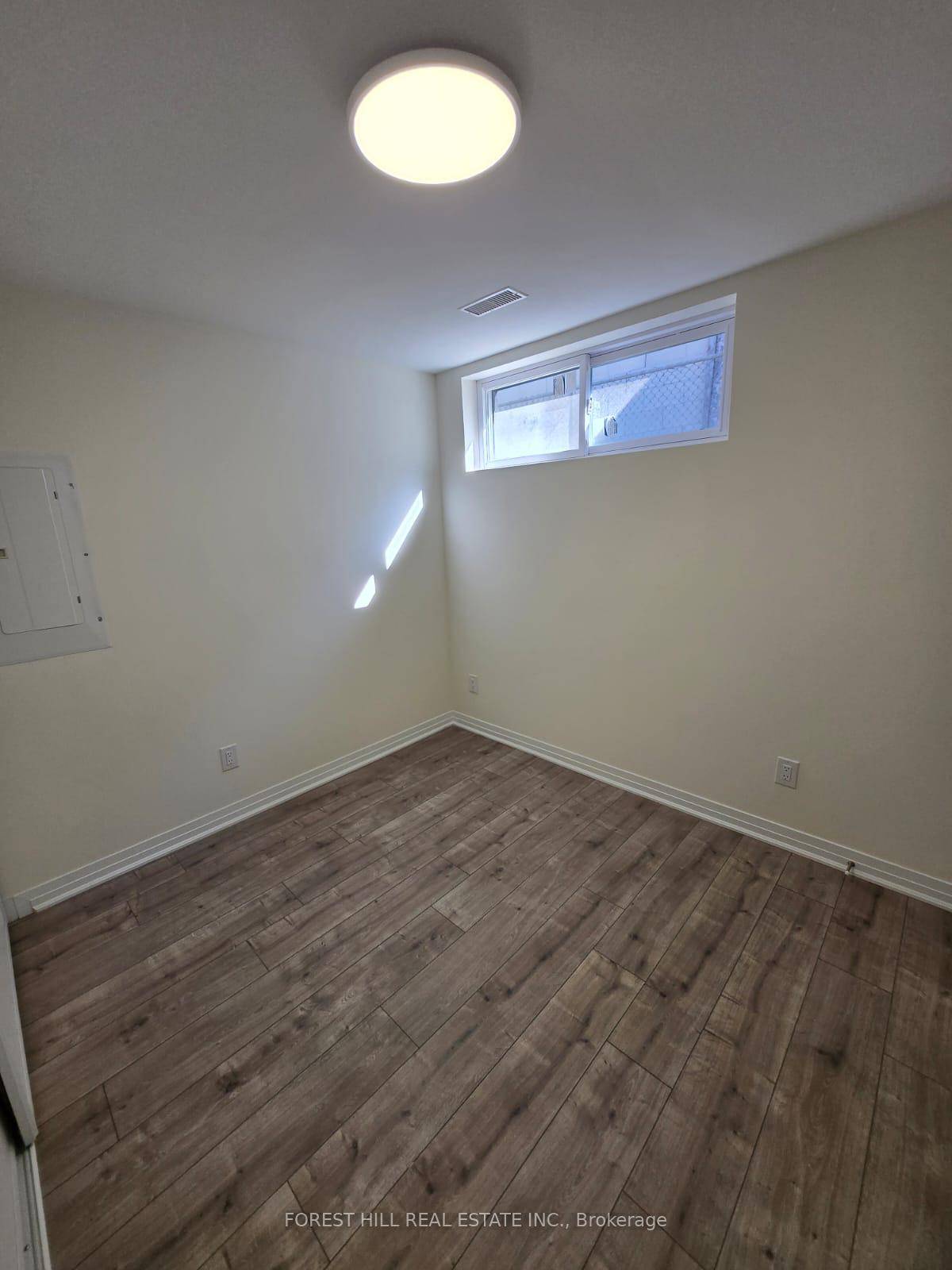 Complete privacy, ! ! 4 bedroom, 4 bathroom, one parking, brand new, never lived in, stainless steel appliances, pot lights and laminate thru out, open concept, lots of windows, quiet ...