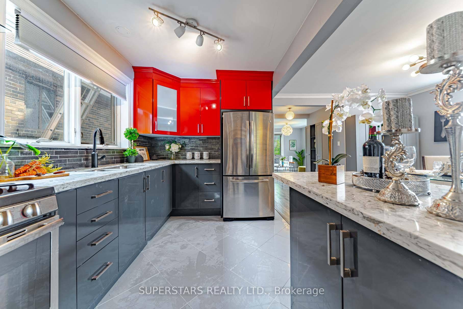 Welcome To This Beautifully Renovated Detached Home In Prestigious Lawrence Park South Community, Blends Timeless Elegance With Modern Luxury.
