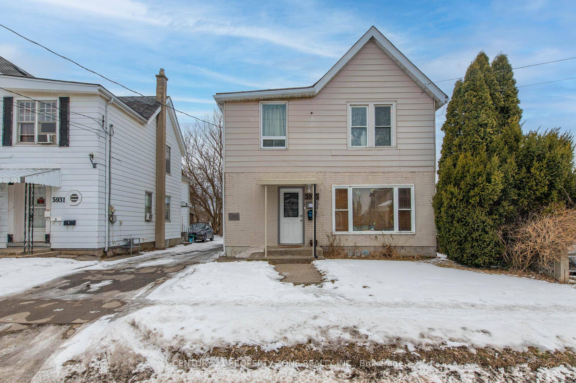 Discover a fantastic investment opportunity in the heart of Niagara Falls !