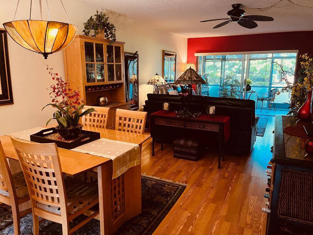 PRICE REDUCED. Very well maintained 1 bedroom ground floor condo in very sought Sabal Pine Condominiums.