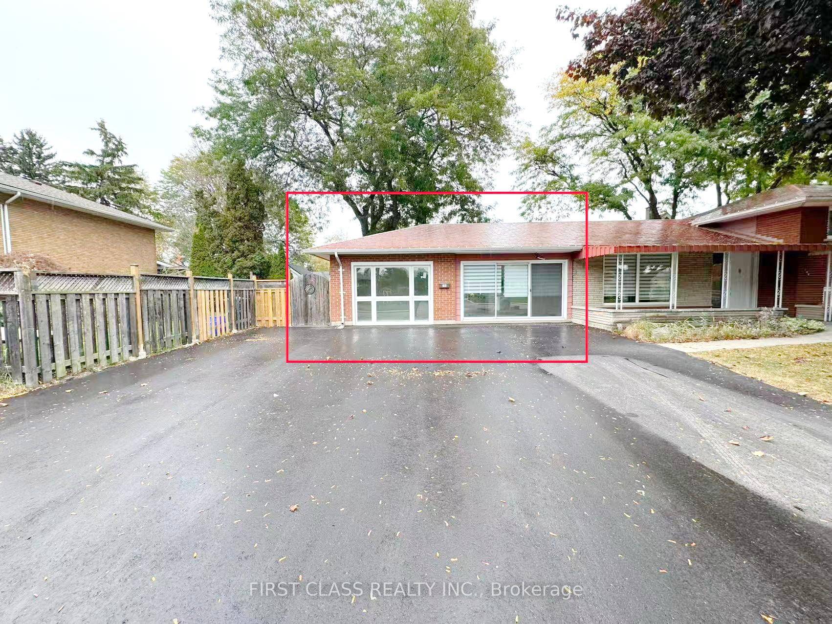 Great central location near downtown Burlington.