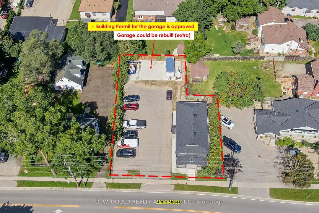 2, 400 sf Commercial Retail Office space in Guelph Eramosa, including 915 sf or more that can be very easily converted to Residential.