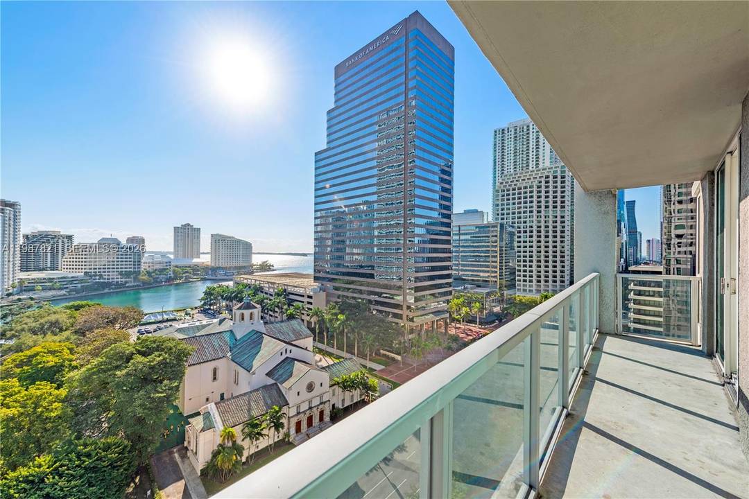 Enjoy captivating bay views from your rare corner residence with split floor plan, 2 bedrooms and 2 bathrooms.