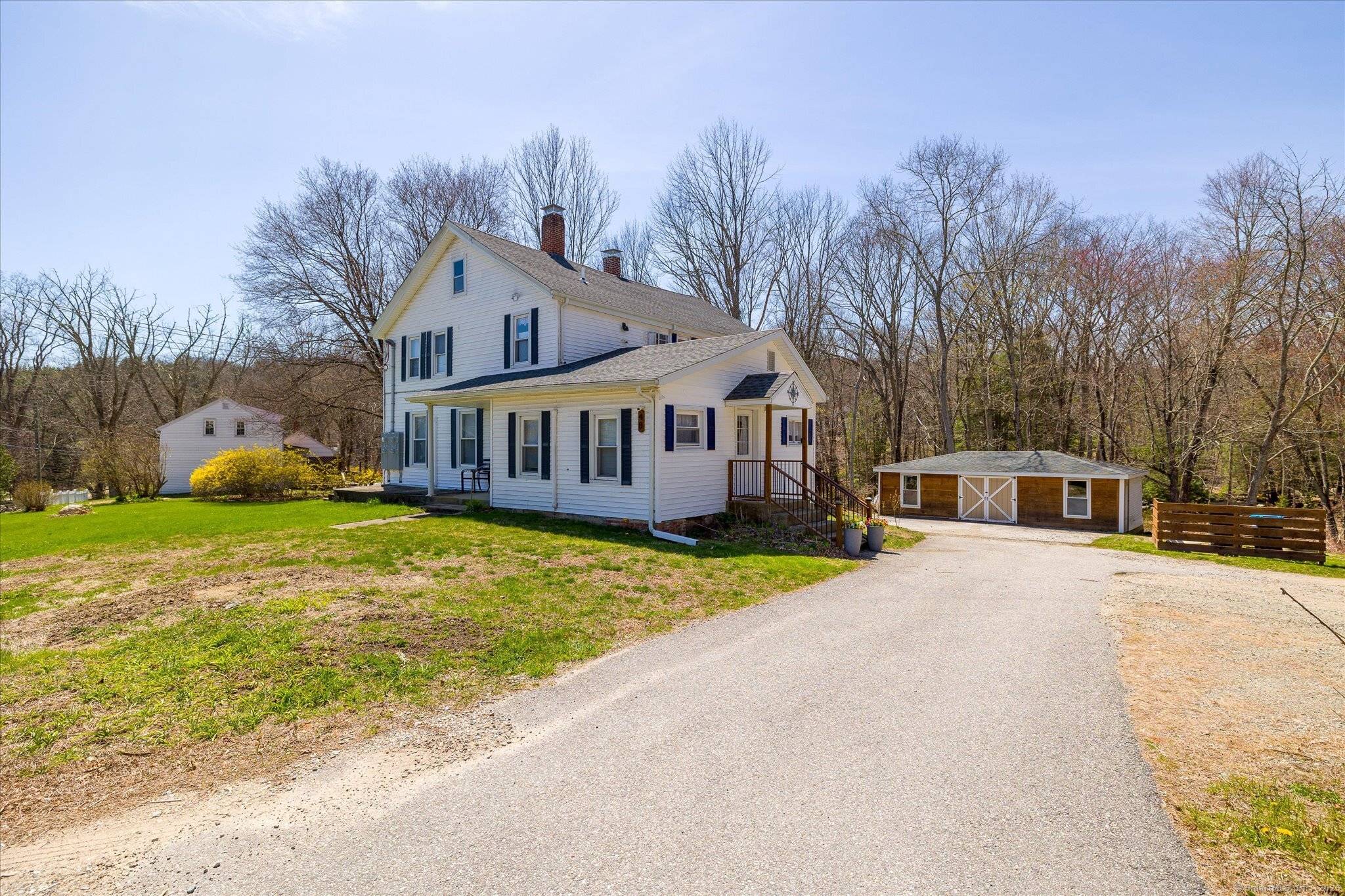 Welcome to Wrights Crossing Road in picturesque Pomfret, where charm, nature, and opportunity meet.