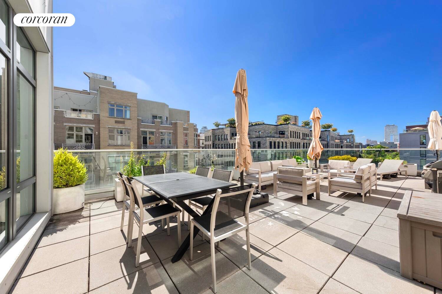 Penthouse 5C at 147 Hope Street is a rare Williamsburg gem a 1, 466 sq.
