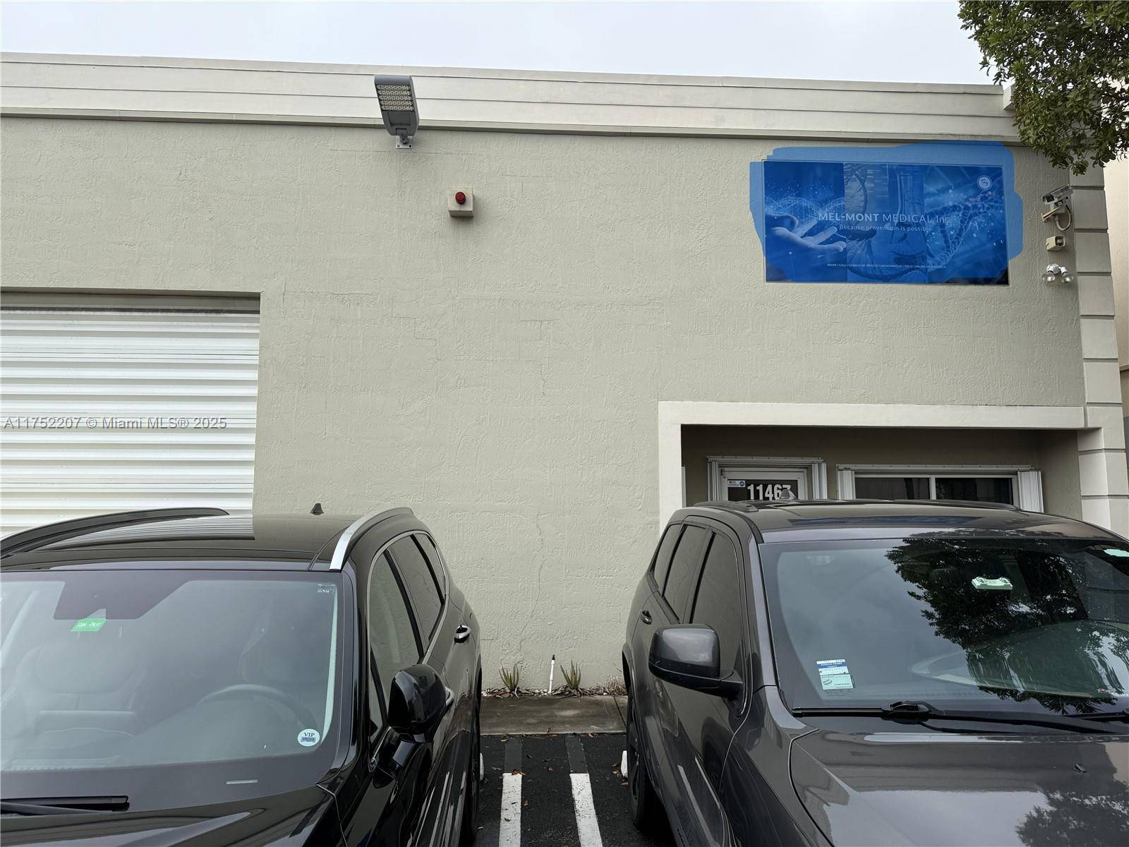 Prime Light Industrial Warehouse in Doral !