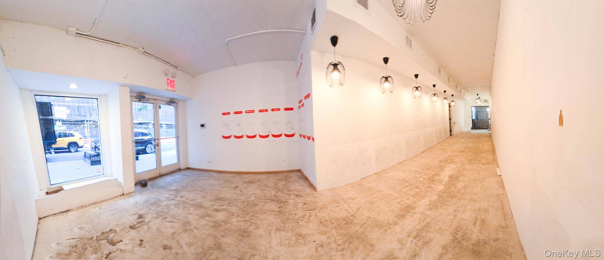 A BLANK CANVAS FOR YOUR DREAM BUSINESS PRIME LOCATION !