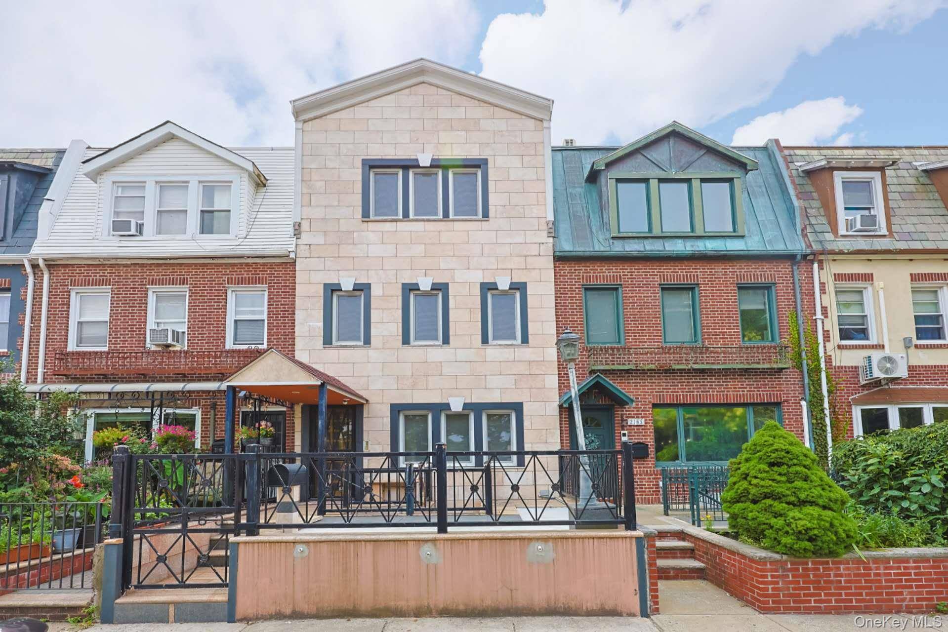Step into this bright, sun filled 2 bedroom, 1 bath luxury apartment featuring a spacious open layout and a private terrace.