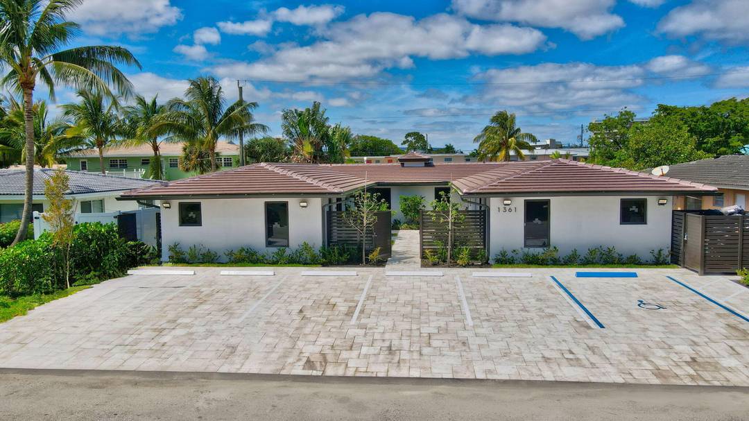 Luxurious Living in Deerfield Beach.