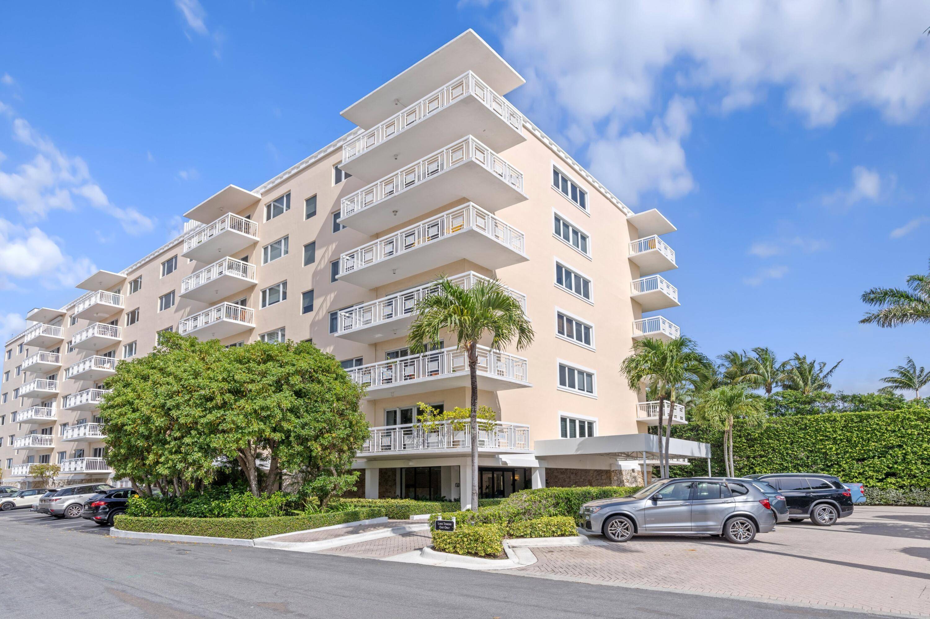 Fantastic Palm Beach rental opportunity !