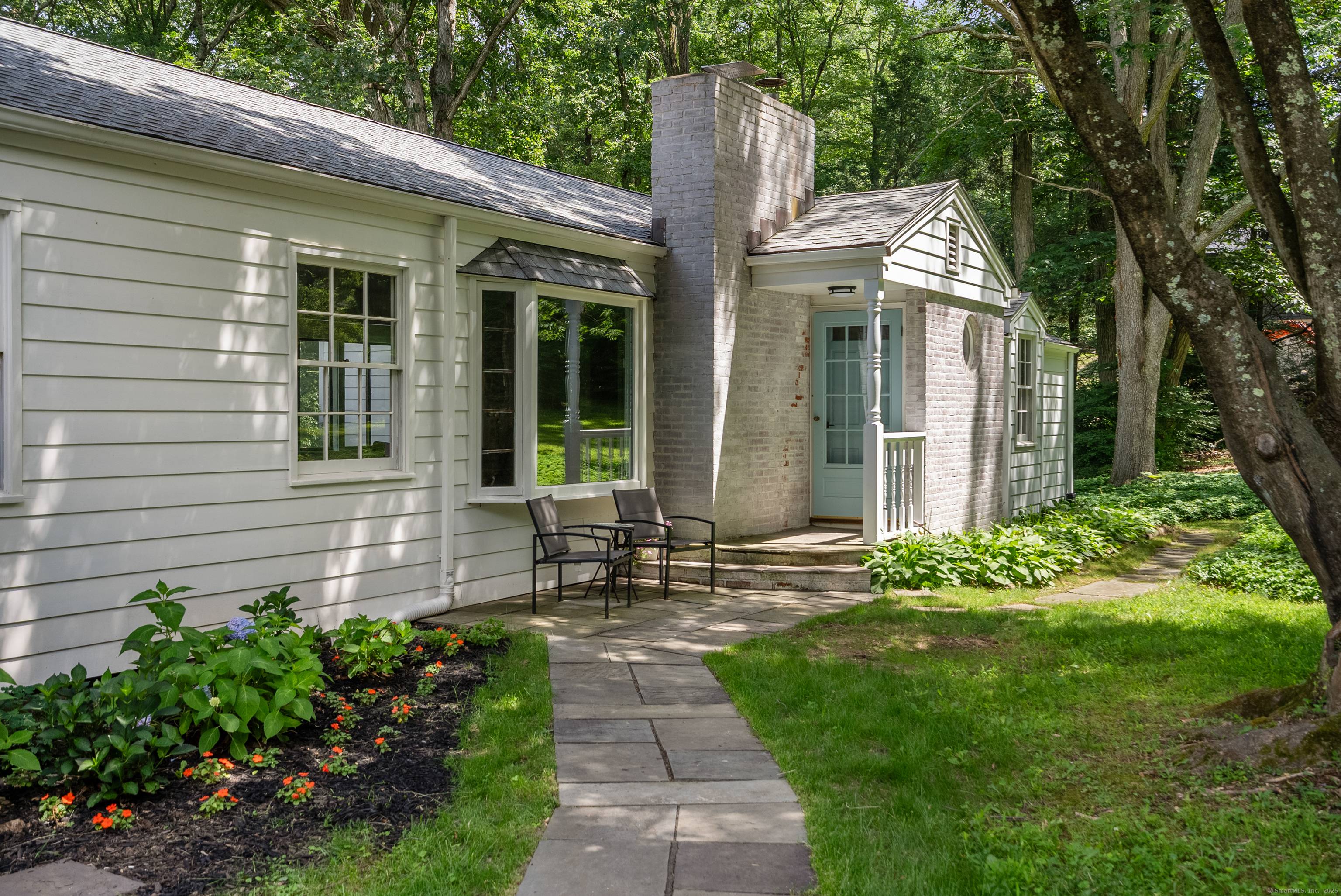 Renovated, Refined, Ready to welcome you Home !