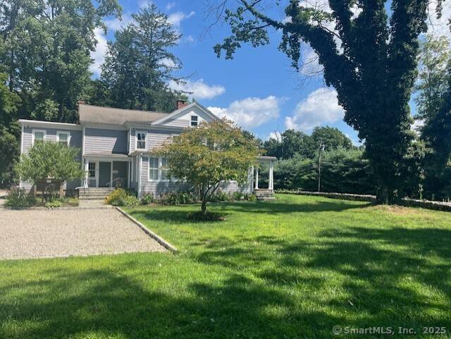 Newly renovated 3 bedroom 2 bathroom apartment for rent in Wilton, CT.