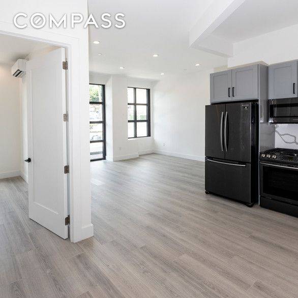 Offering immediate closings and immediate move ins.