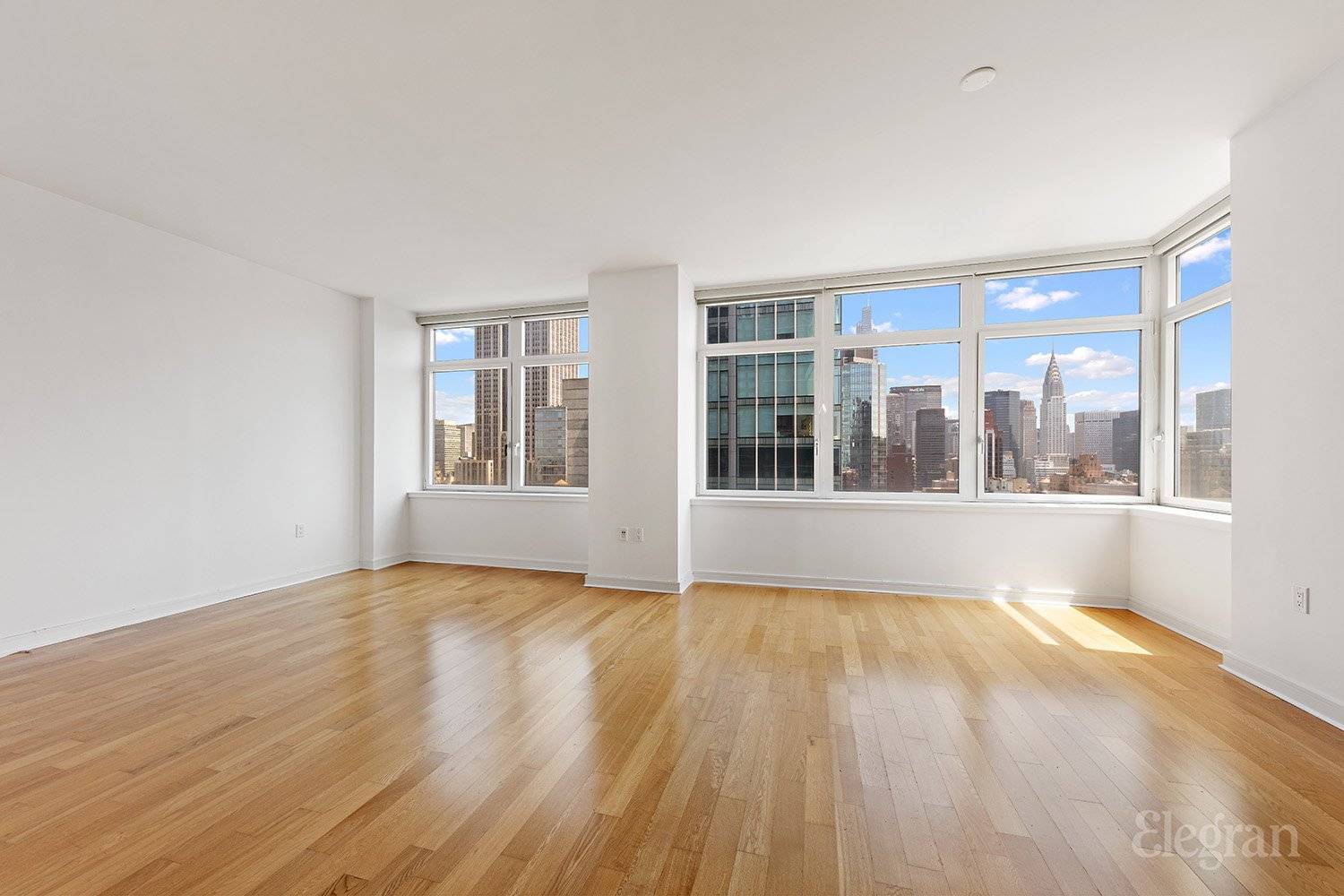 FOR INVESTORS ONLY CURRENT TENANT PAYING 6300 UNTIL 2 14 26 WITH AN OPTION UNTIL 2 15 2027 AT 6500 PER MONTH NoMad one of the most desirable neighborhood 32C ...