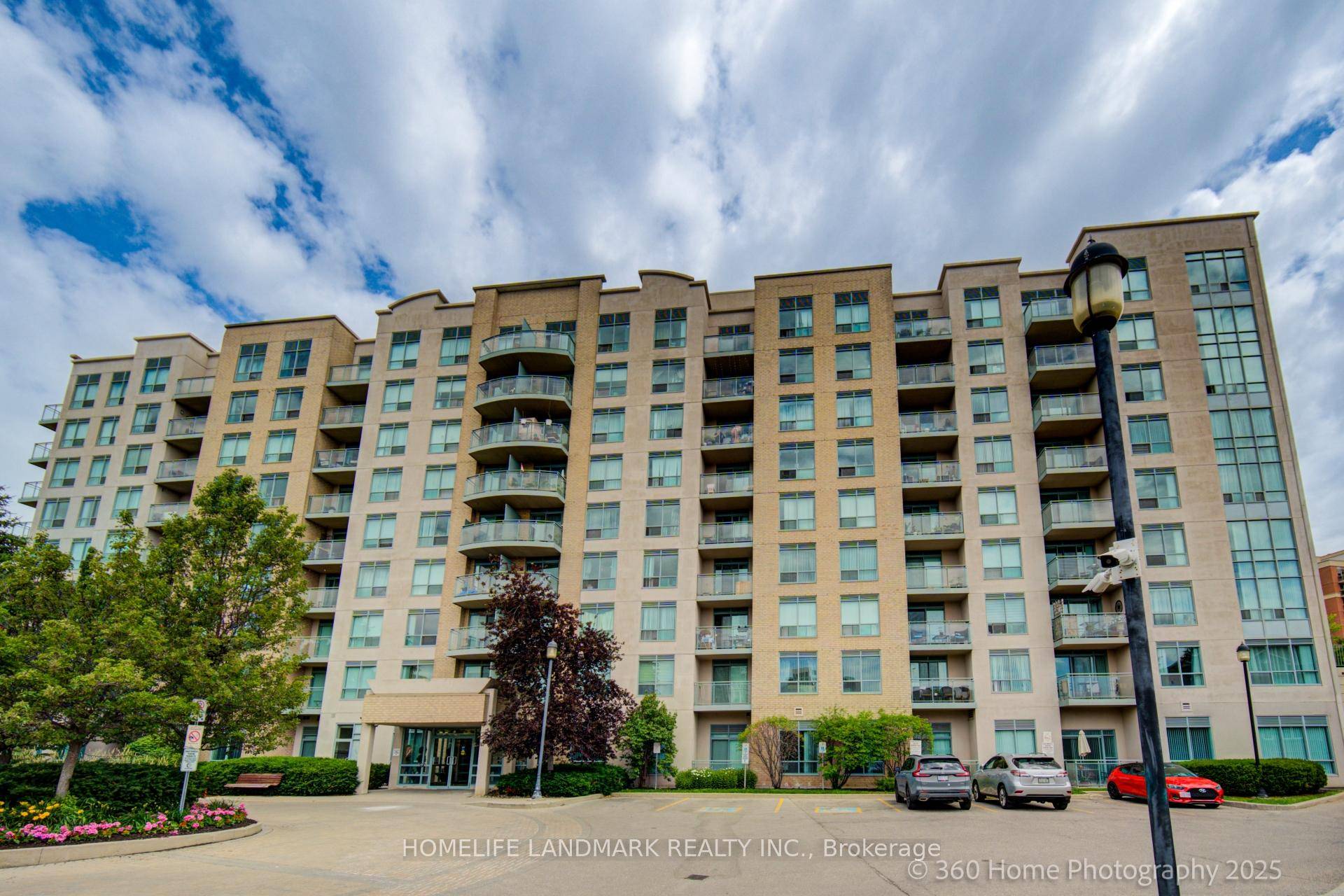 Welcome to Unit 817 at 51 Baffin Court, a bright and stylish 1 bedroom den condo located in the highly desirable Langstaff community of Richmond Hill.
