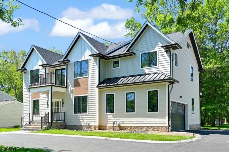 Welcome to this stunning NEW CONSTRUCTION 6 Bedroom, 5.