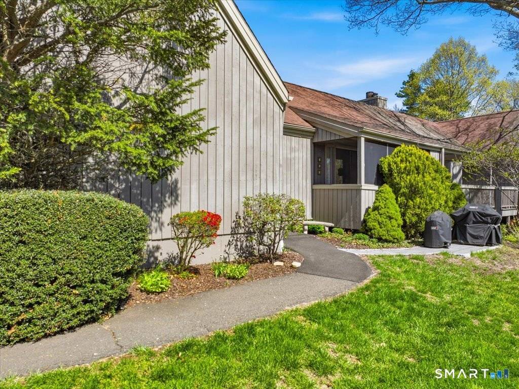 Sought after renovated Wolcott style unit within the acclaimed 55 Oronoque Village.