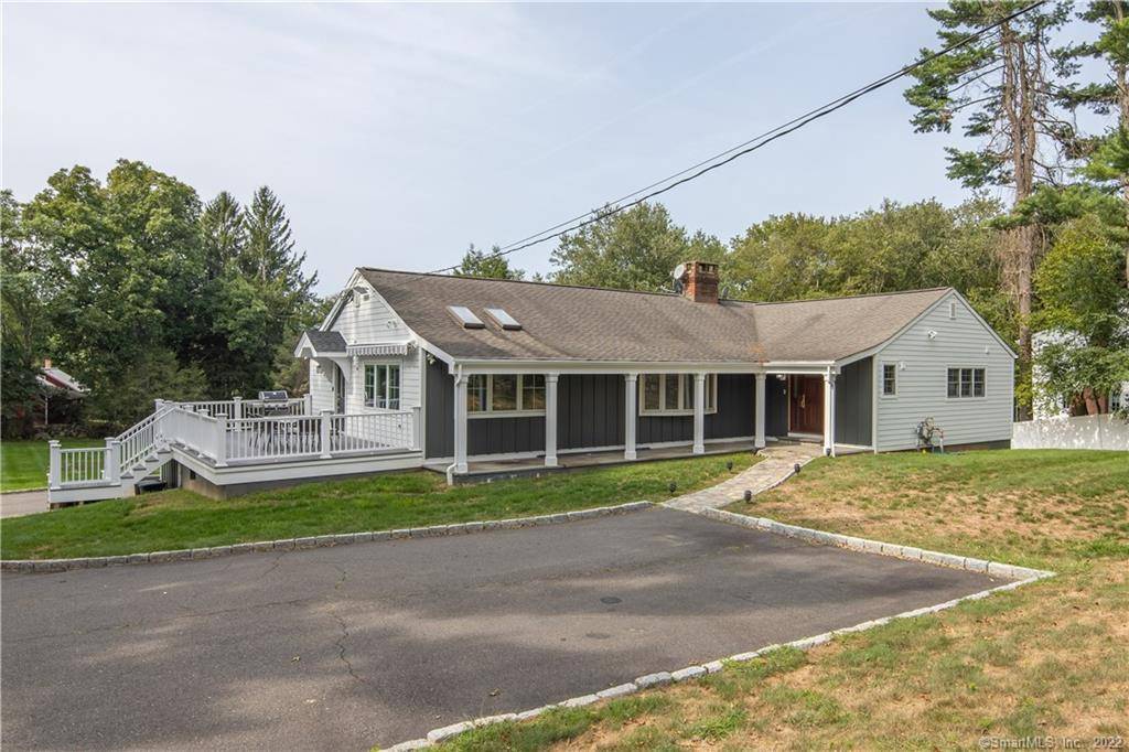 An inviting yearly rental includes 3 bedrooms 2.