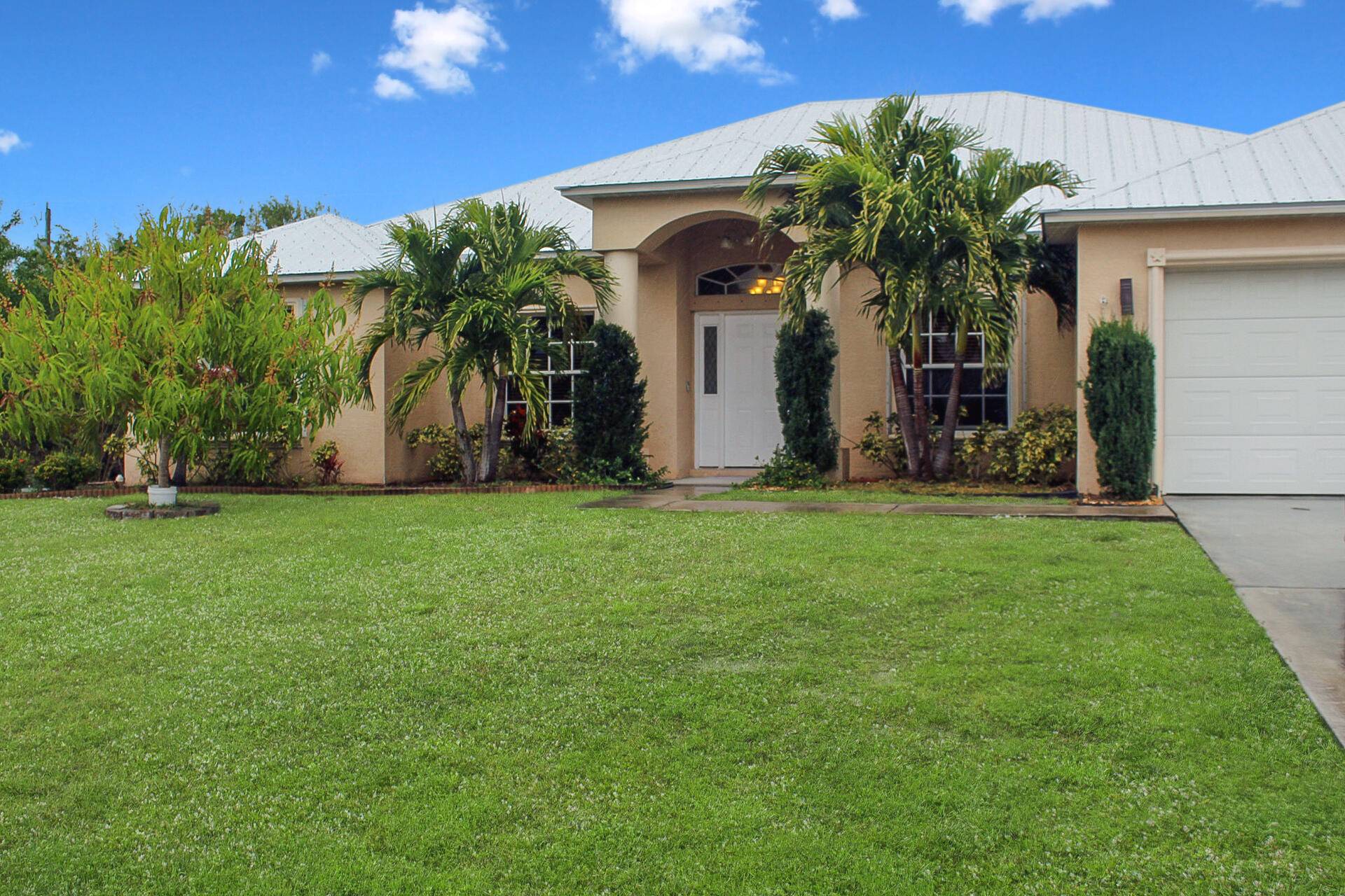 Welcome to your dream home !