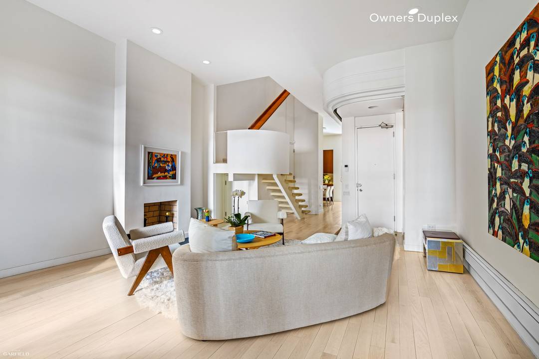 Welcome to 13 West 89th Street, a classic brownstone built in 1894 by architects Neville amp ; Bagge in the Renaissance Revival style.