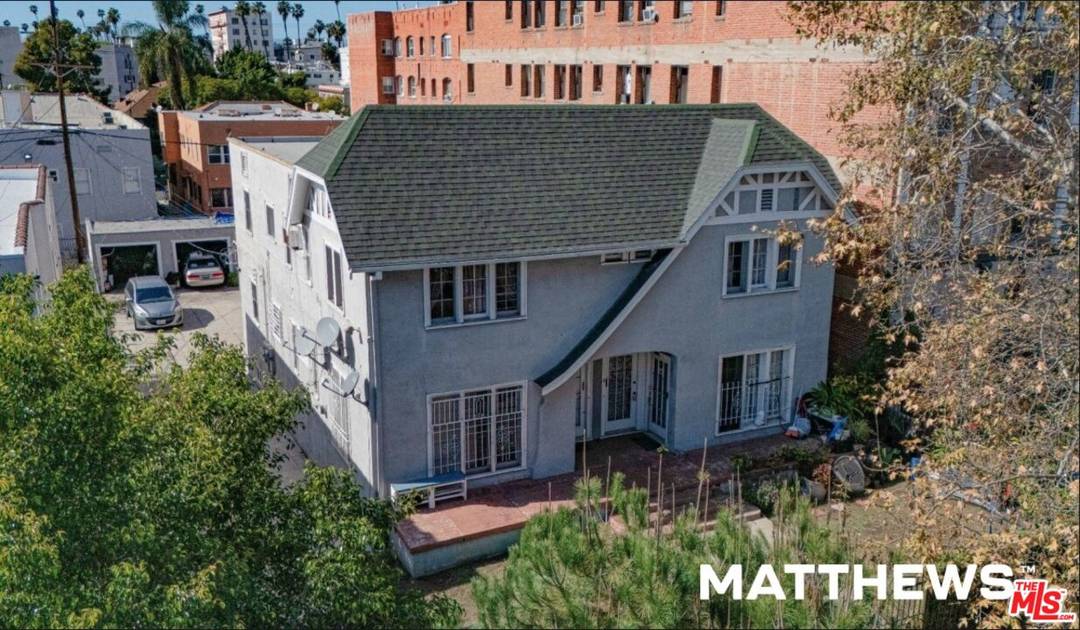 165 S Catalina St 4BR Mid Wilshire La