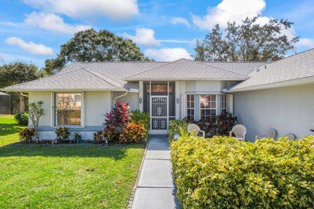 Welcome to this beautifully maintained home in the heart of Sebastian !