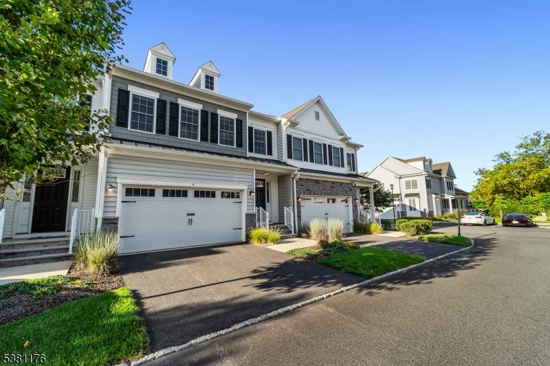 Experience elevated living at 4 Lenape Lane, an elegant townhouse tucked within one of Old Tappan's most prestigious enclaves.