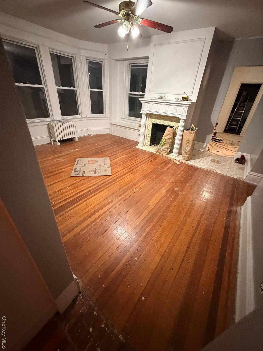 Spacious 3 bedroom, 1 bath apartment located on the 1st floor of a well maintained two family home.