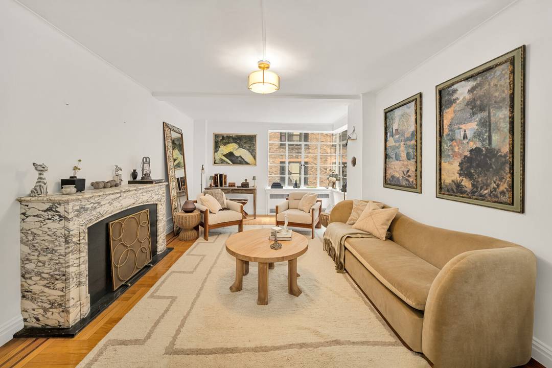 Perfectly positioned in the heart of Carnegie Hill, Residence 9D at 110 East 87th Street is a gracious one bedroom CONDO that blends classic prewar charm with modern livability.
