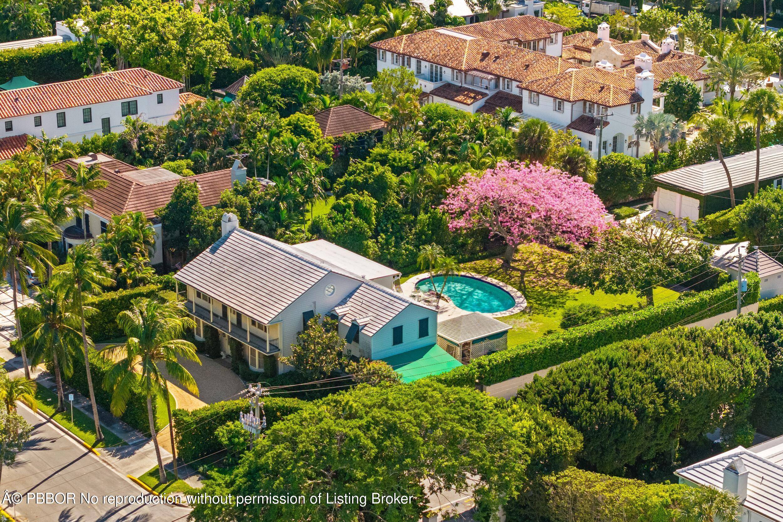 Fantastic 18, 700 square foot lot on Barton Avenue.