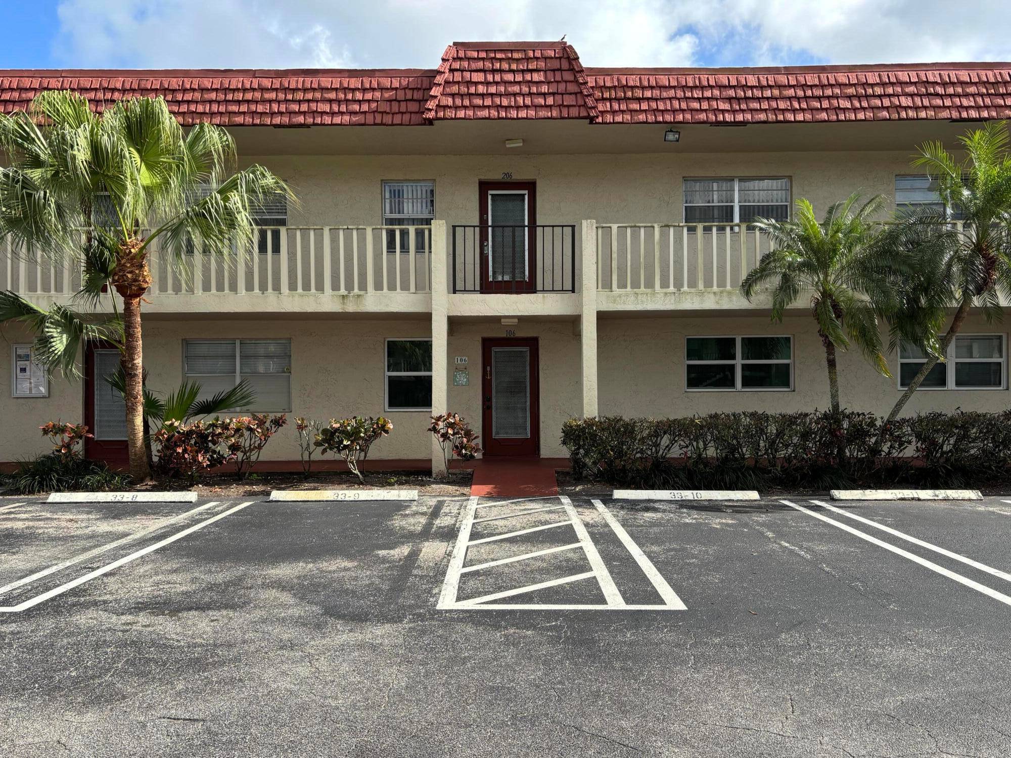Enjoy life in this renovated ground floor condo featuring beautiful garden views and the peace of mind of impact windows and sliding glass doors.